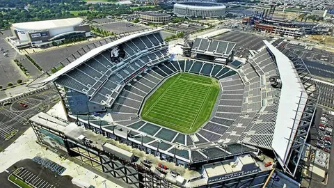 吴艳妮打破女子60米栏全国最佳纪录——财经焦点